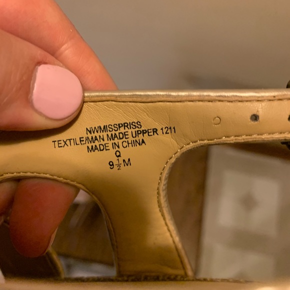 Nine West open toed faux snakeskin pumps - Picture 6 of 8